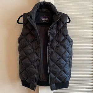 Patagonia Black Quilted Puffer Vest